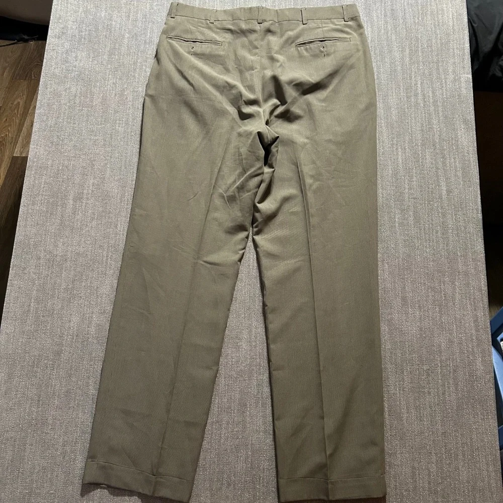 Brooks Brothers 346 Dress Pants Mens 38L Taupe Brown Pleated Cuffed Micro-Check